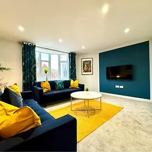  Apartment New 2 Bedroom Ground Floor Easy Access